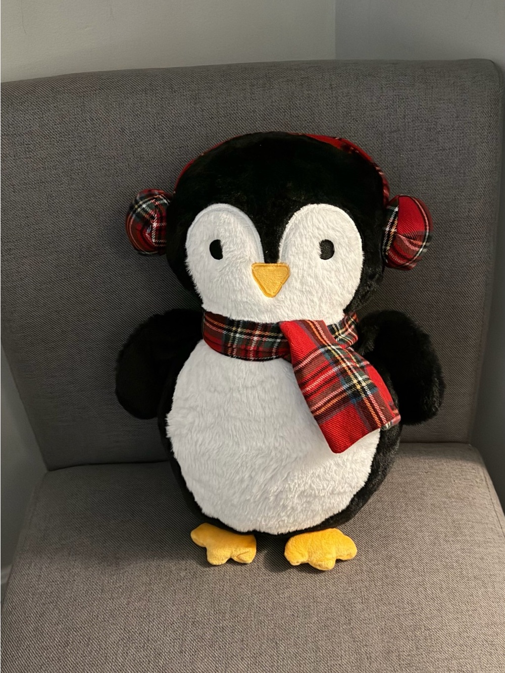 Penguin decorative throw pillow NWT